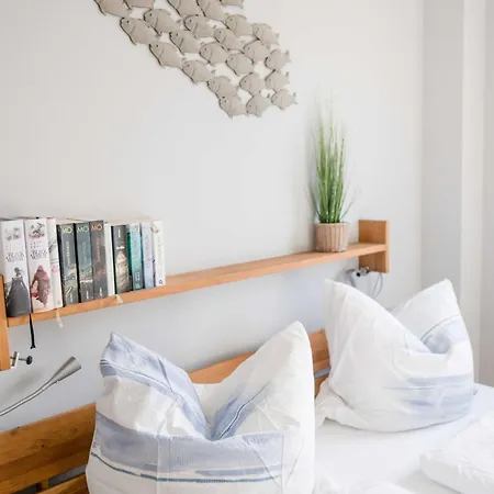 Tatil Evi Brueckenblick 12 A - Direkt Am